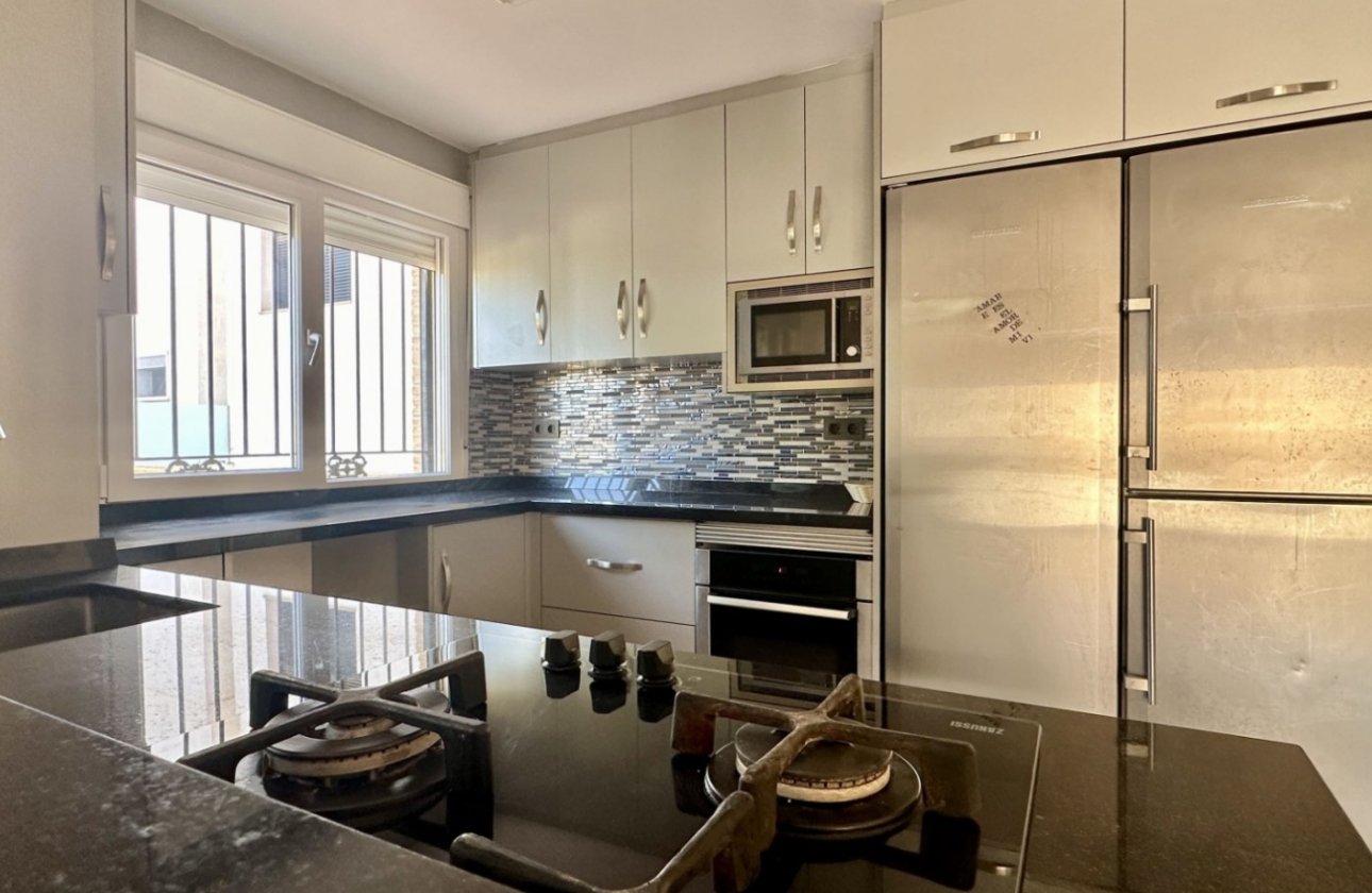 Resale - Villa -
Orihuela Costa - Costa Blanca