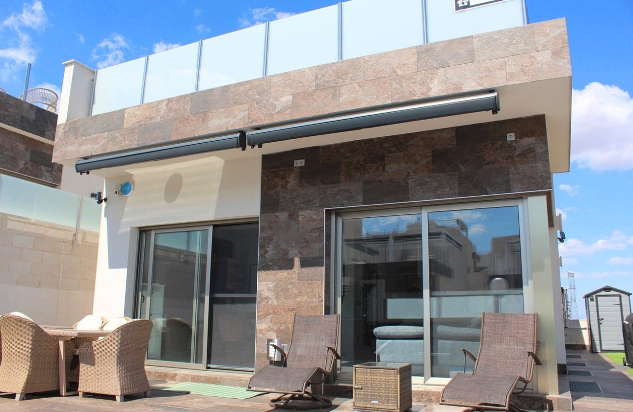 Resale - Villa -
Orihuela Costa - Costa Blanca