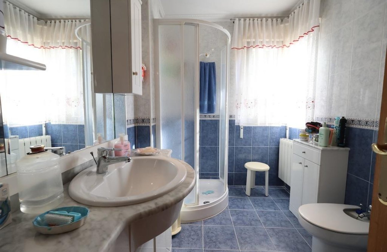 Resale - Villa -
Orihuela Costa - Costa Blanca