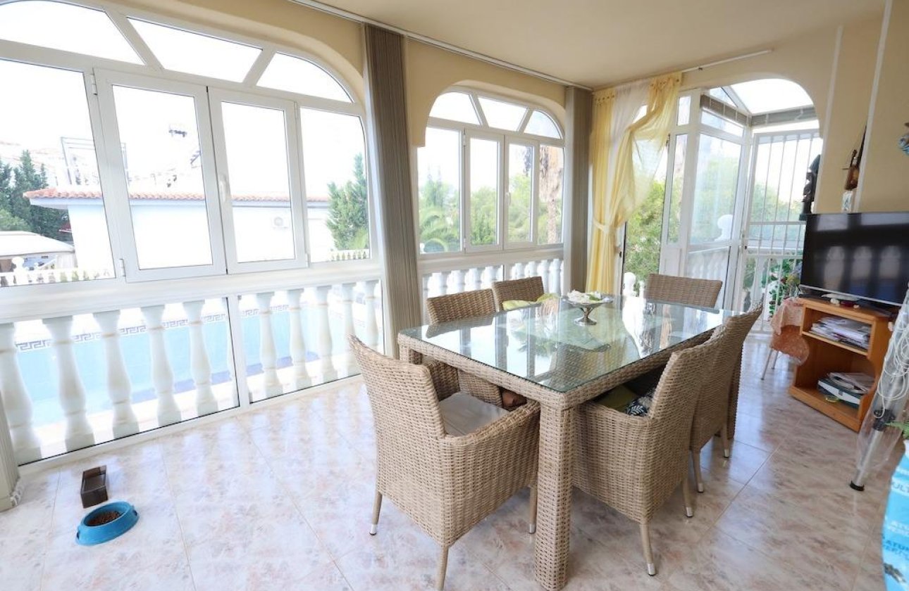 Resale - Villa -
Orihuela Costa - Costa Blanca