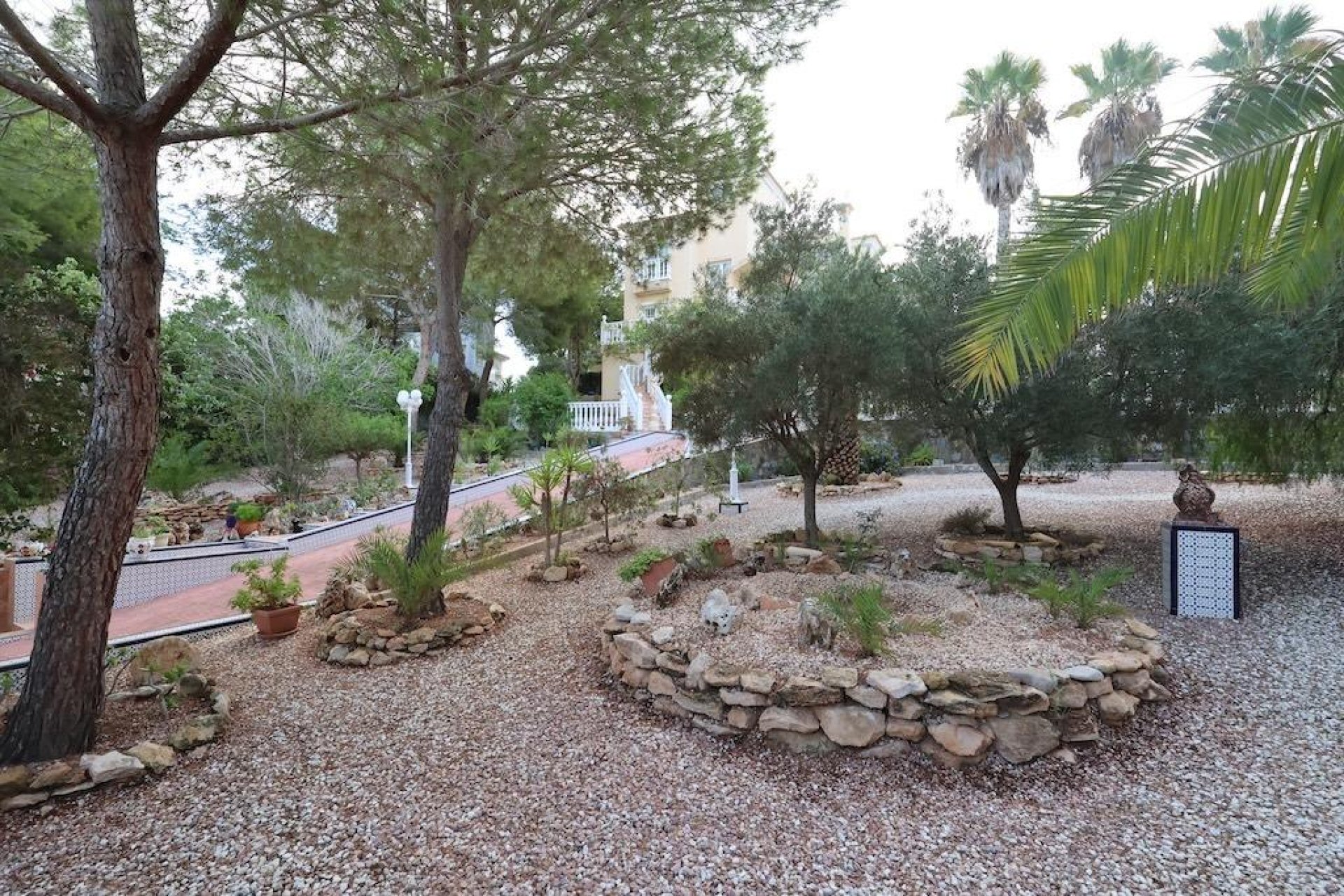 Resale - Villa -
Orihuela Costa - Costa Blanca