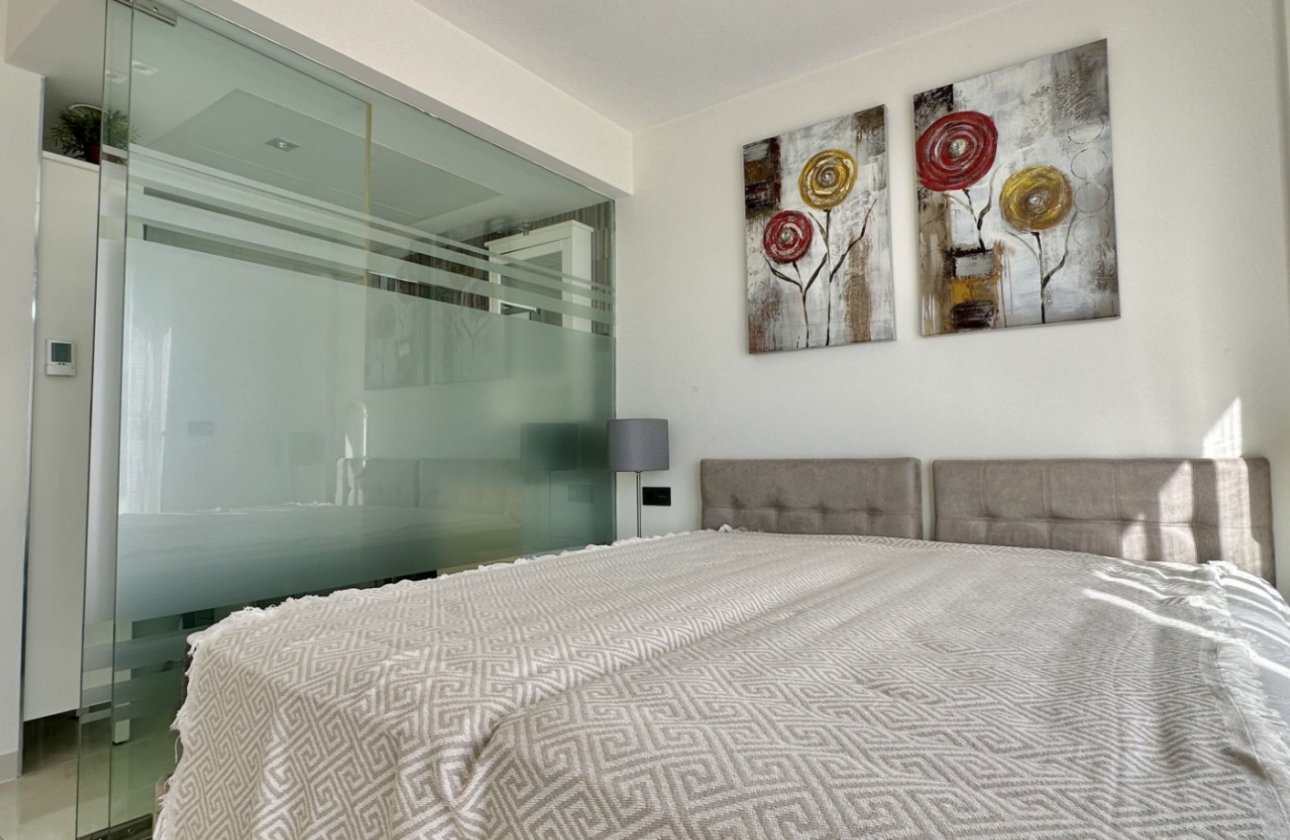 Resale - Villa -
Orihuela Costa - Costa Blanca