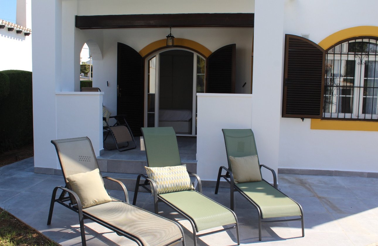 Resale - Villa -
Orihuela Costa - Costa Blanca