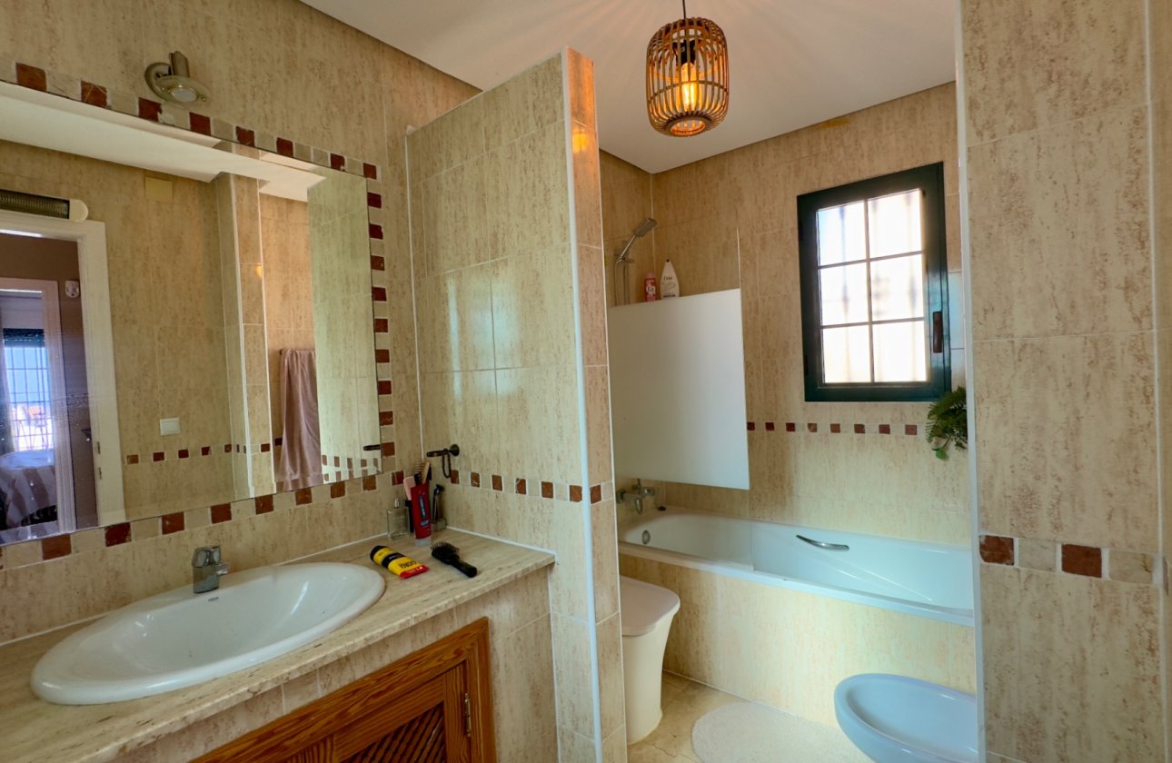 Resale - Villa -
Orihuela Costa - Costa Blanca