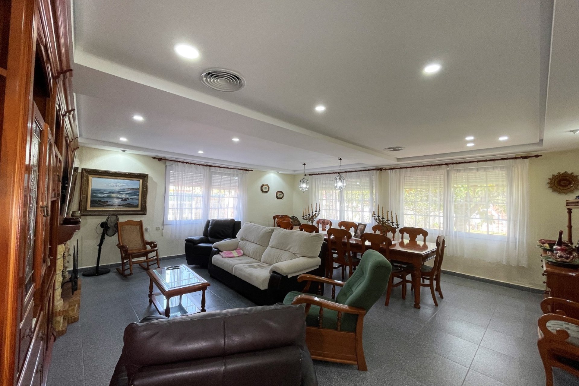 Resale - Villa -
Orihuela Costa - Costa Blanca