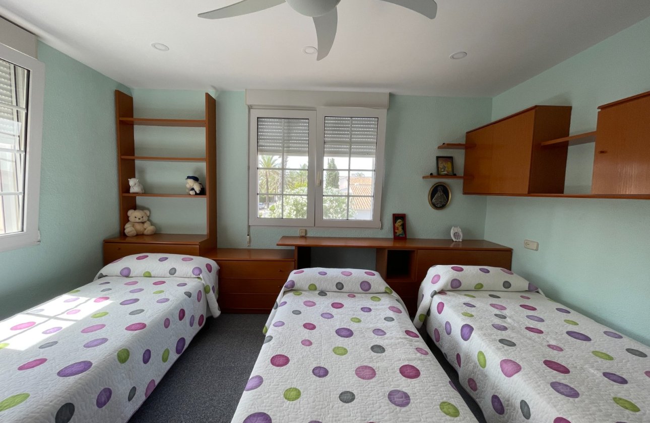 Resale - Villa -
Orihuela Costa - Costa Blanca