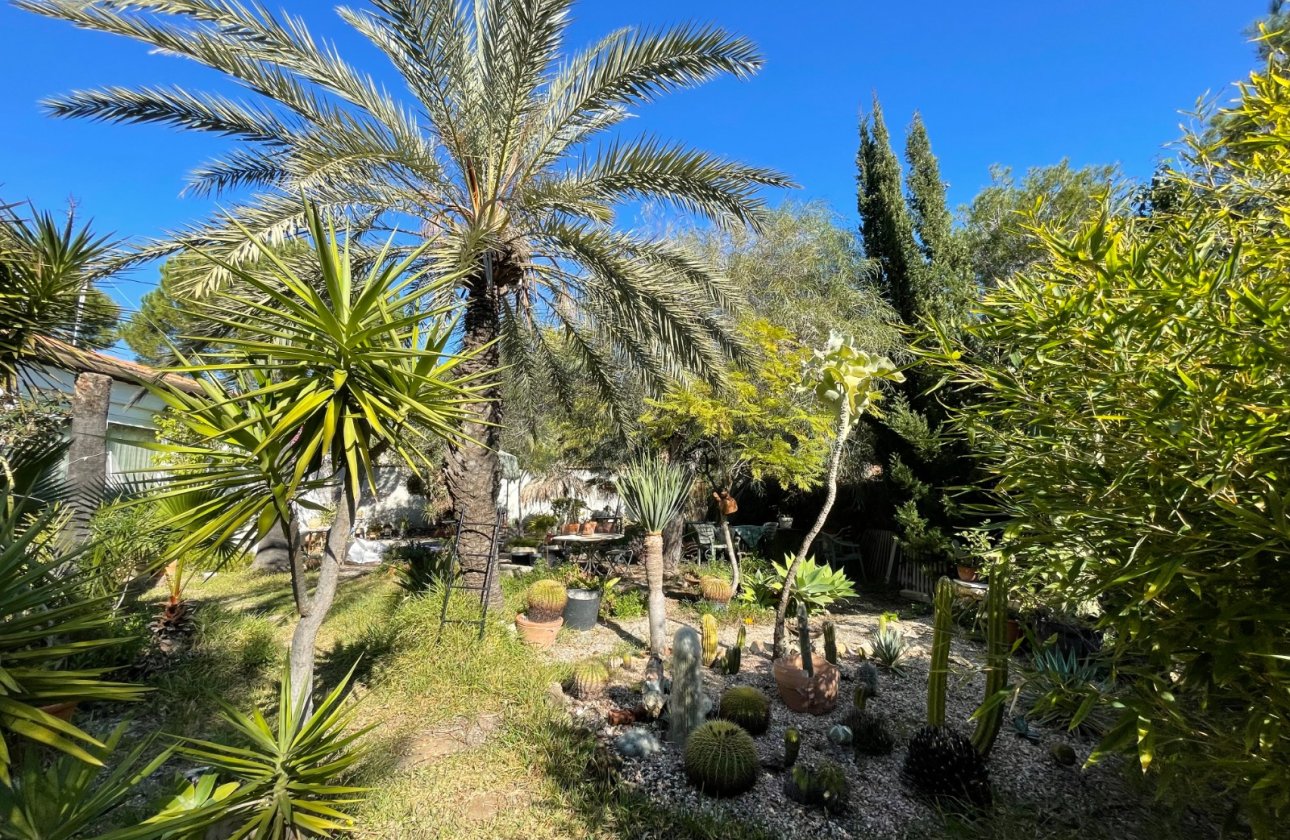 Resale - Villa -
Orihuela Costa - Costa Blanca