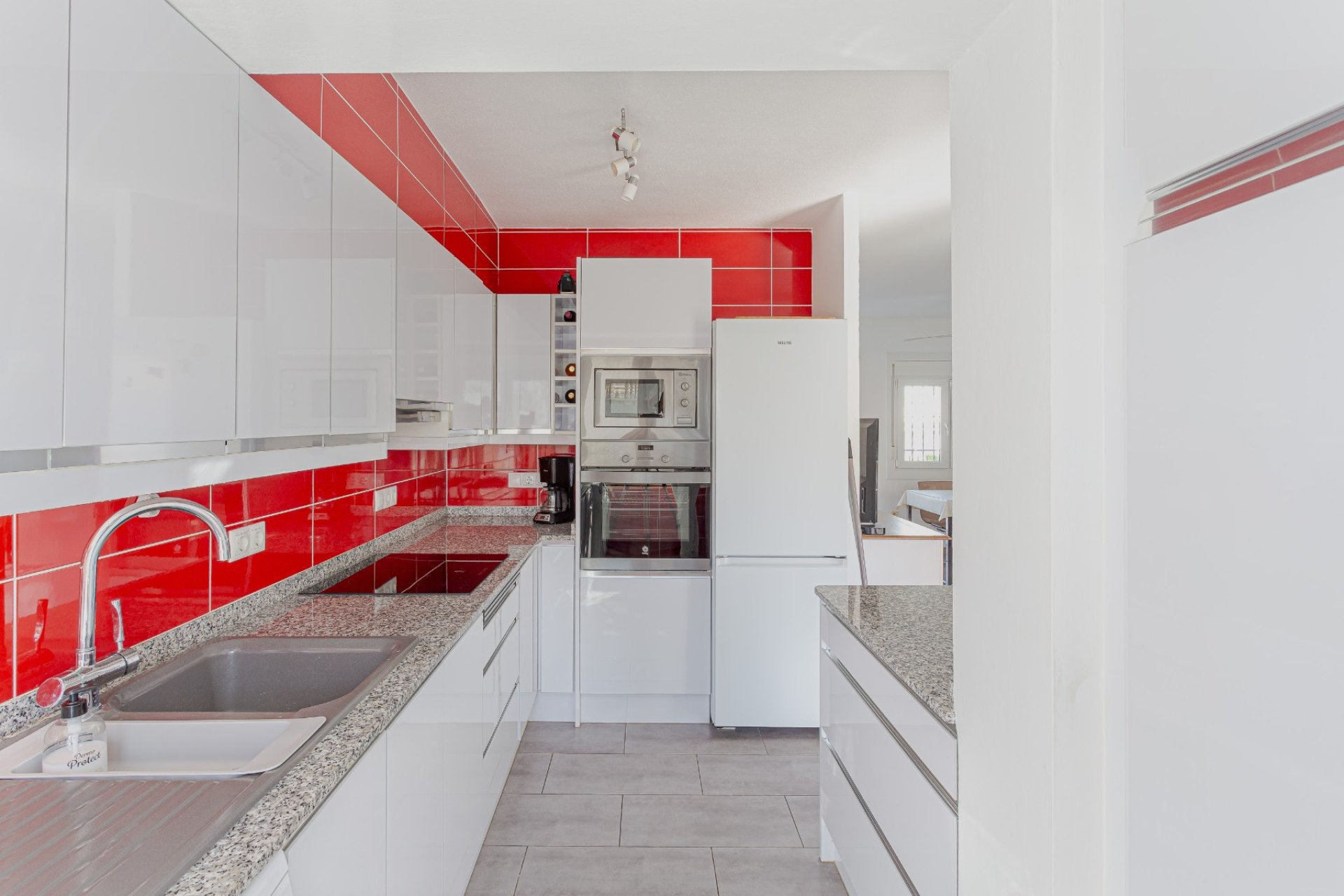 Resale - Villa -
Orihuela Costa - Costa Blanca