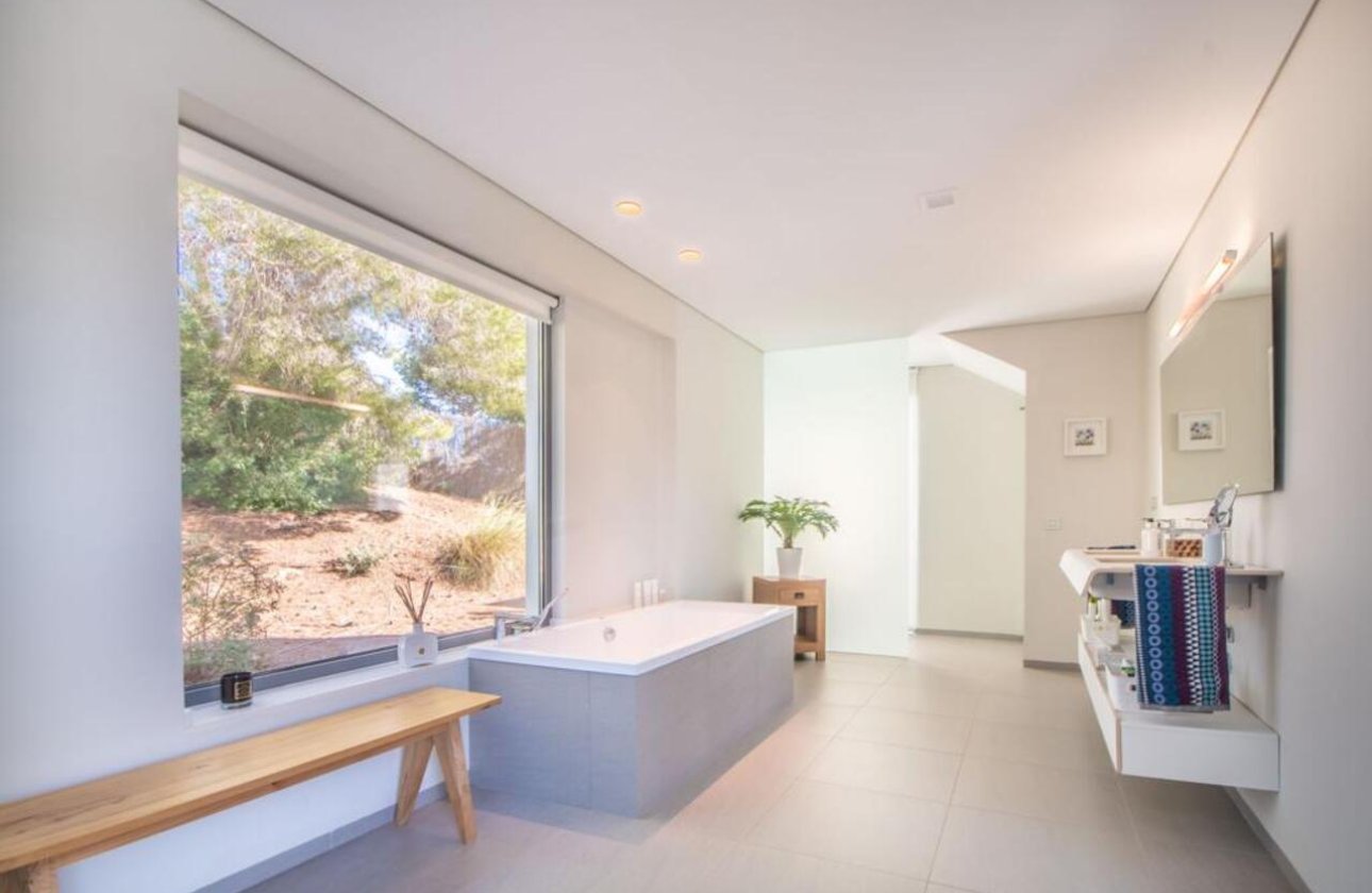 Resale - Villa -
Orihuela Costa - Costa Blanca