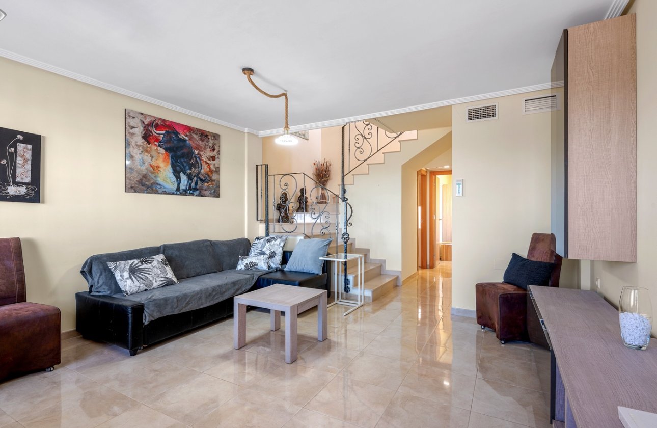 Resale - Villa -
Orihuela Costa - Costa Blanca