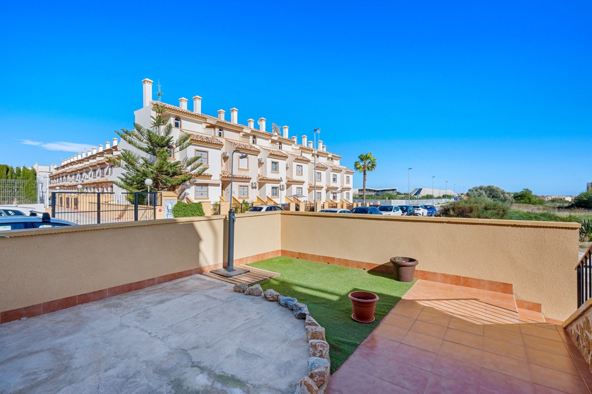 Resale - Villa -
Orihuela Costa - Costa Blanca