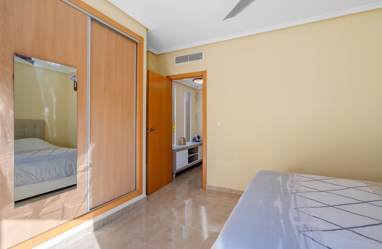 Resale - Villa -
Orihuela Costa - Costa Blanca