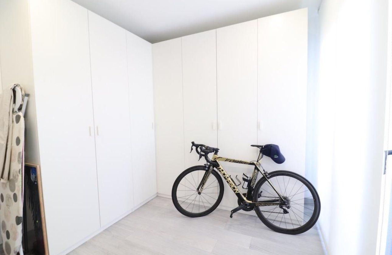 Resale - Villa -
Orihuela Costa - Costa Blanca