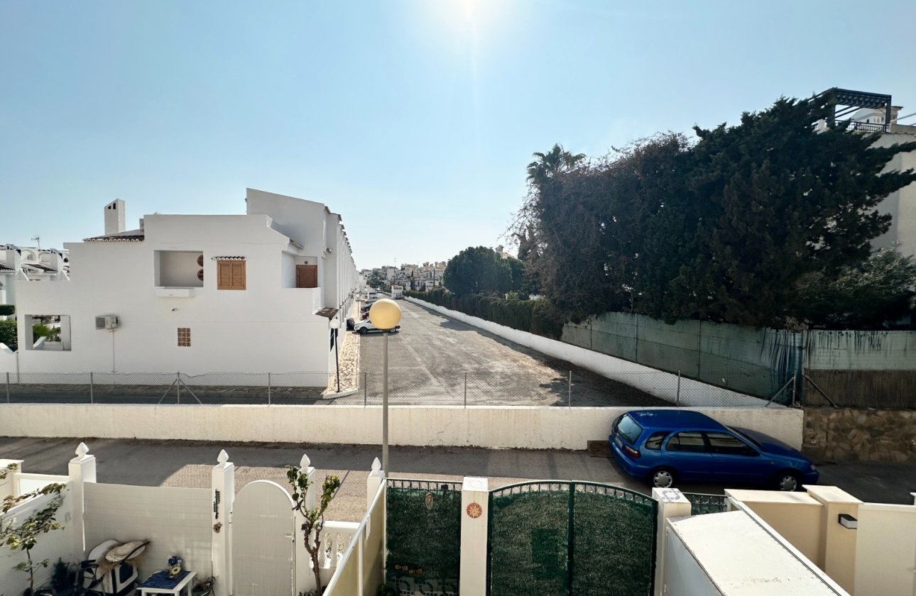 Resale - Villa -
Orihuela Costa - Costa Blanca