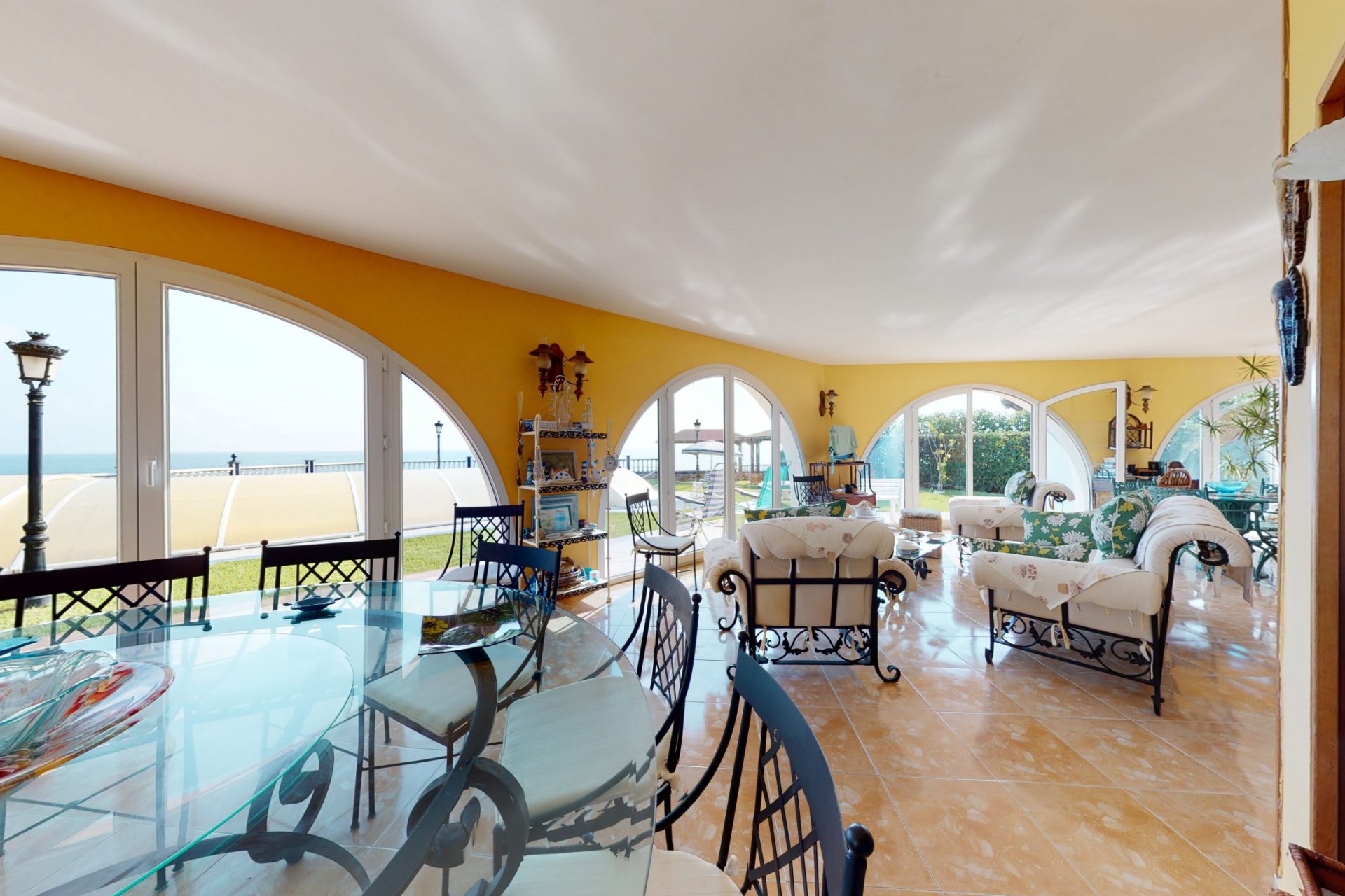 Resale - Villa -
Orihuela Costa - Costa Blanca