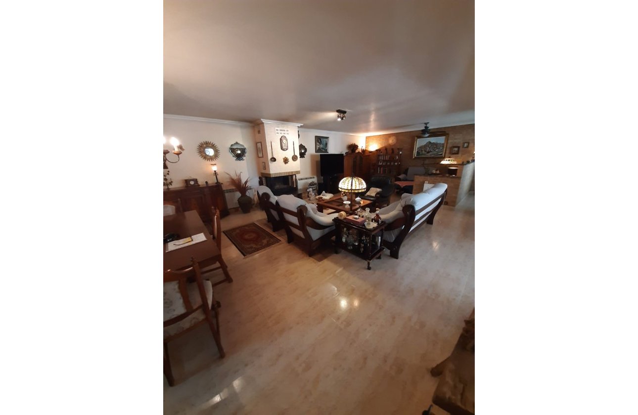 Resale - Villa -
Orihuela Costa - Costa Blanca