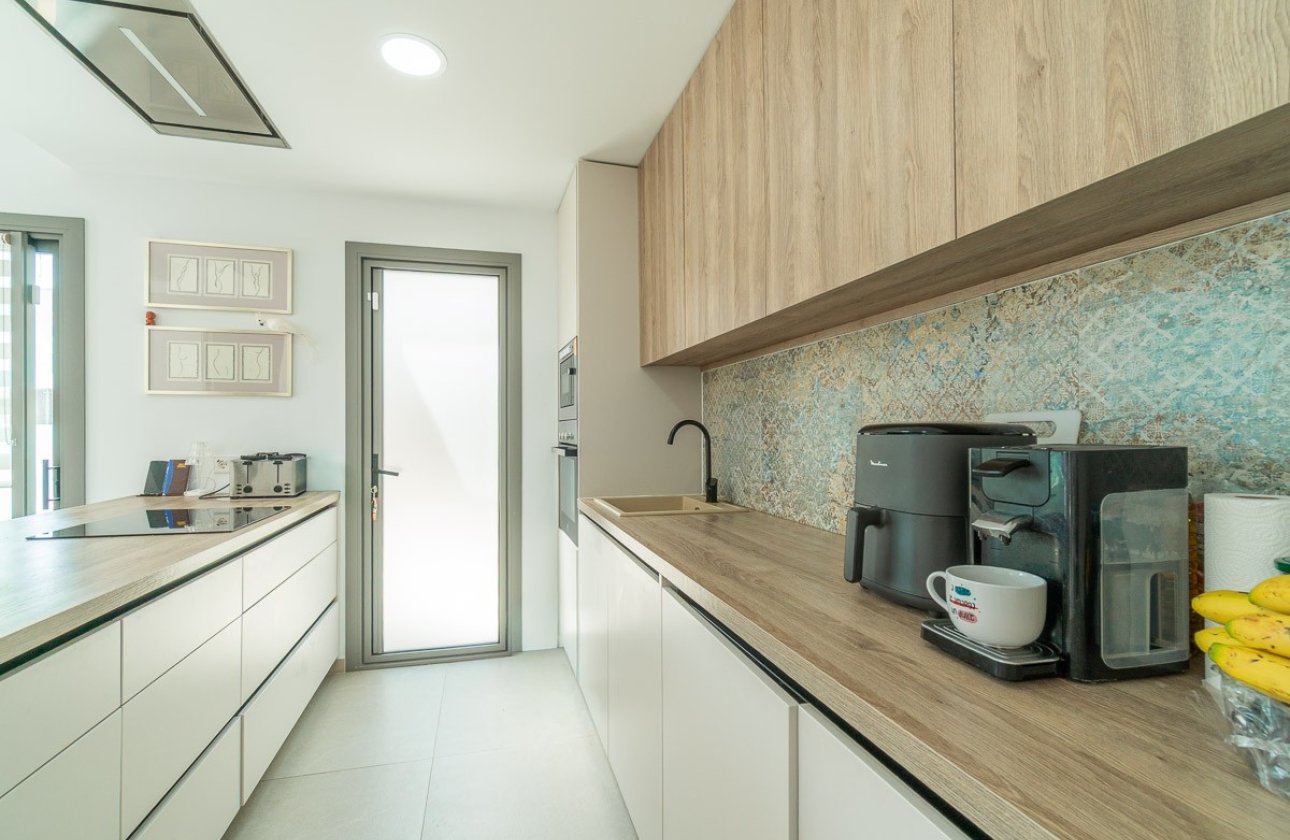 Resale - Villa -
Orihuela Costa - Costa Blanca