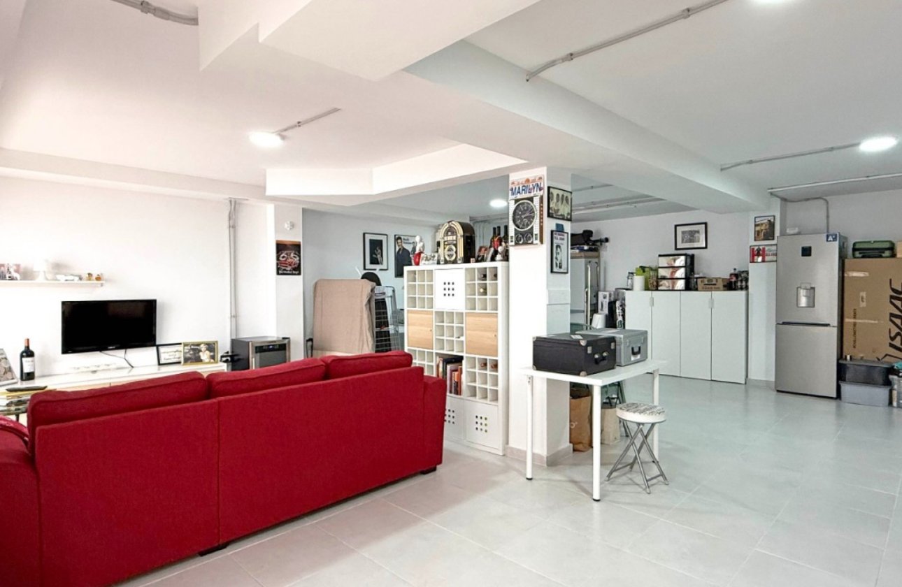 Resale - Villa -
Orihuela Costa - Costa Blanca