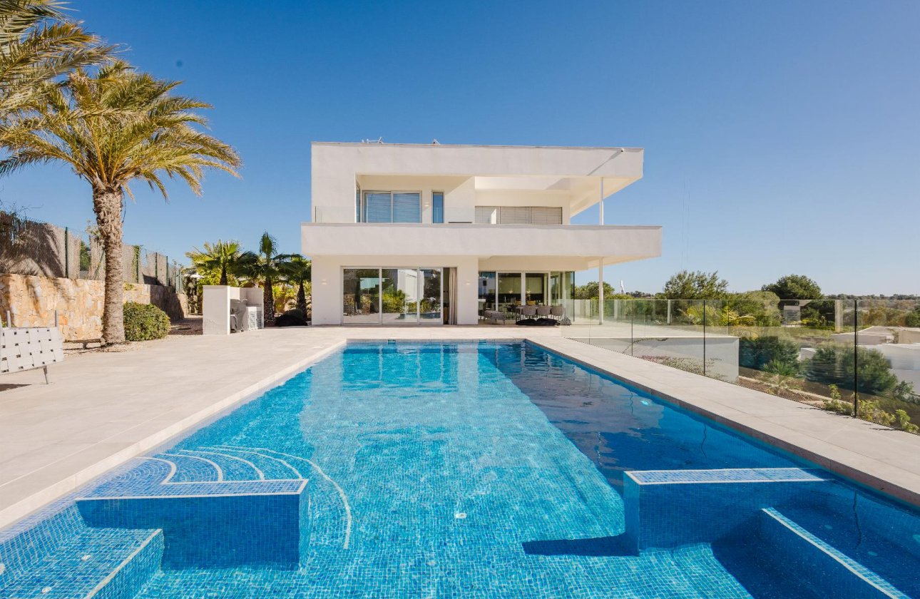 Resale - Villa -
Orihuela Costa - Costa Blanca