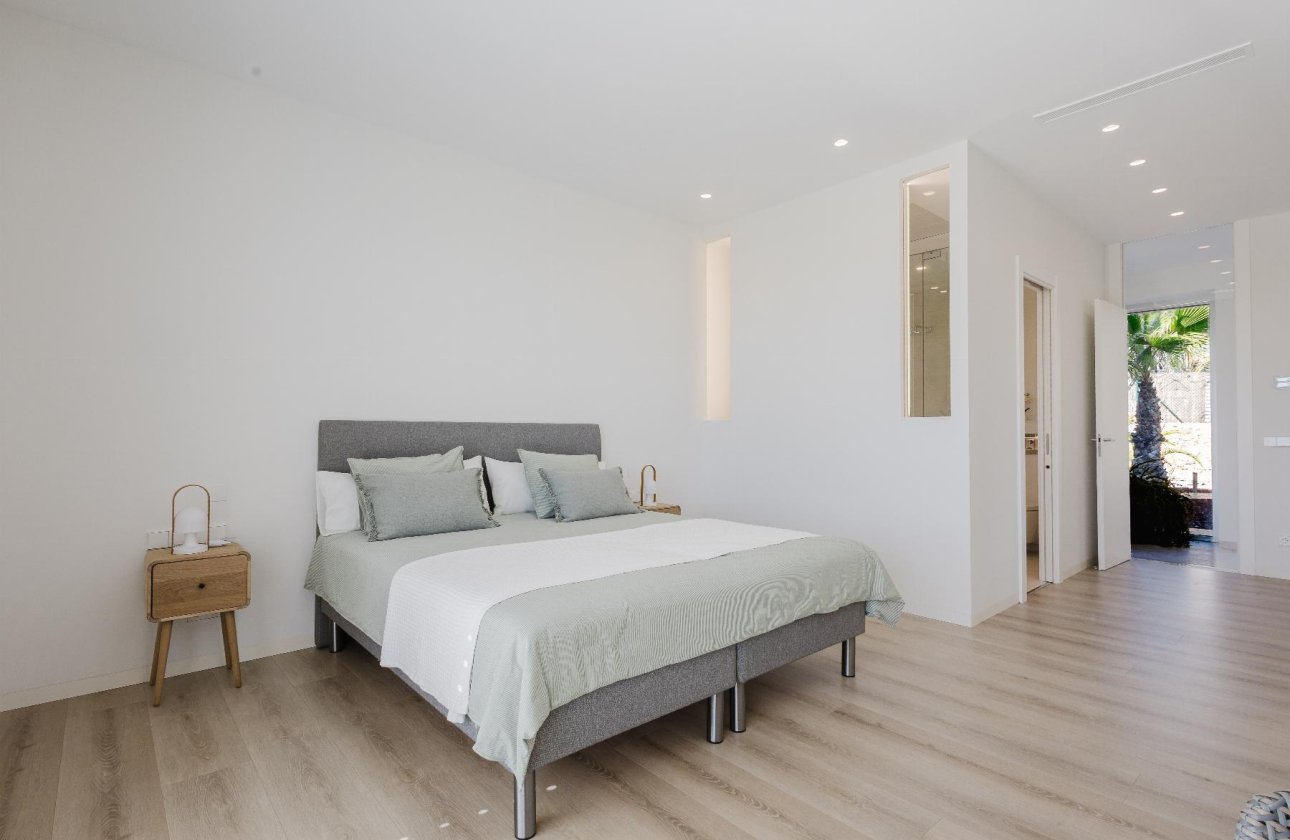 Resale - Villa -
Orihuela Costa - Costa Blanca