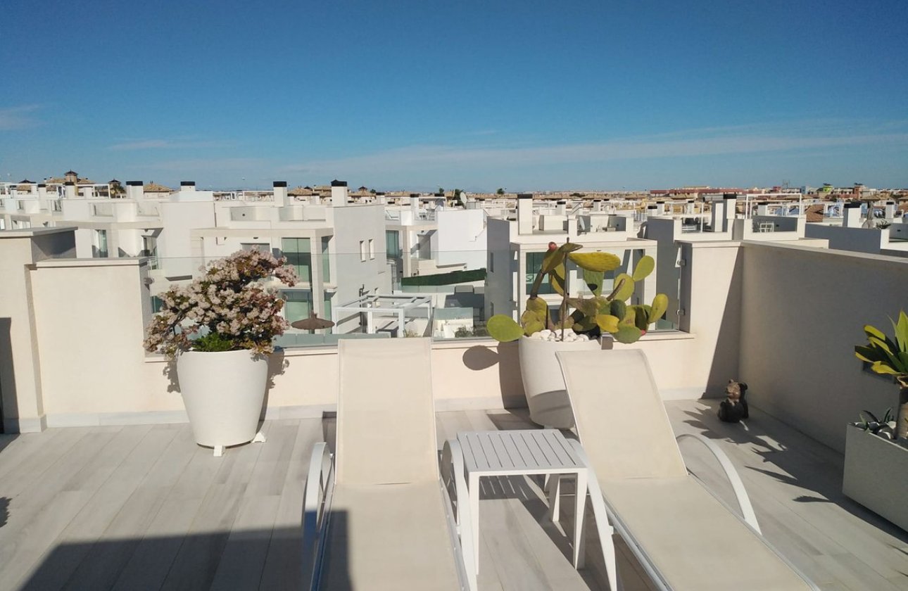Resale - Villa -
Orihuela Costa - Costa Blanca