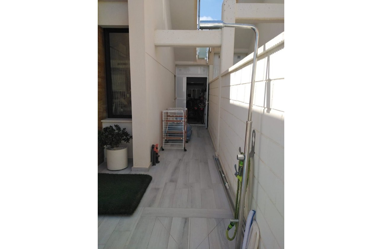 Resale - Villa -
Orihuela Costa - Costa Blanca