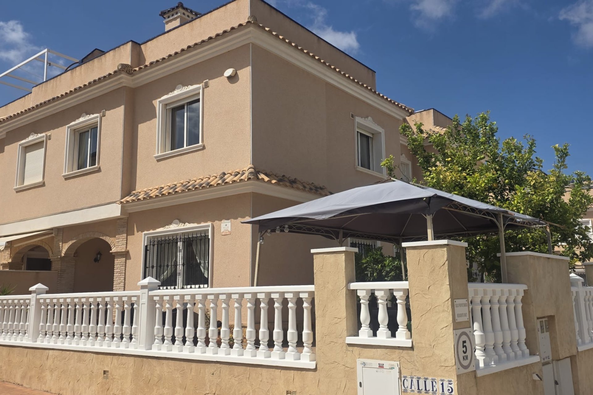 Resale - Villa -
Orihuela Costa - Costa Blanca
