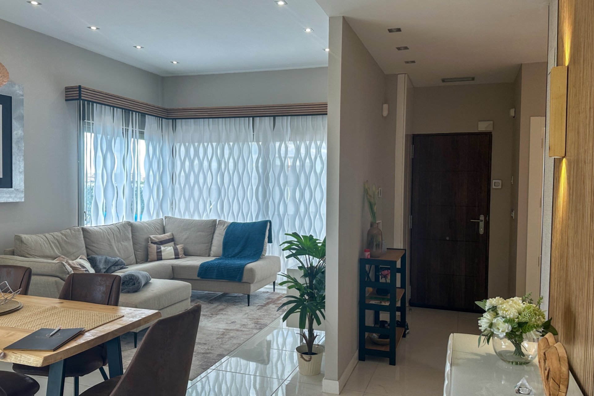 Resale - Villa -
Orihuela Costa - Costa Blanca