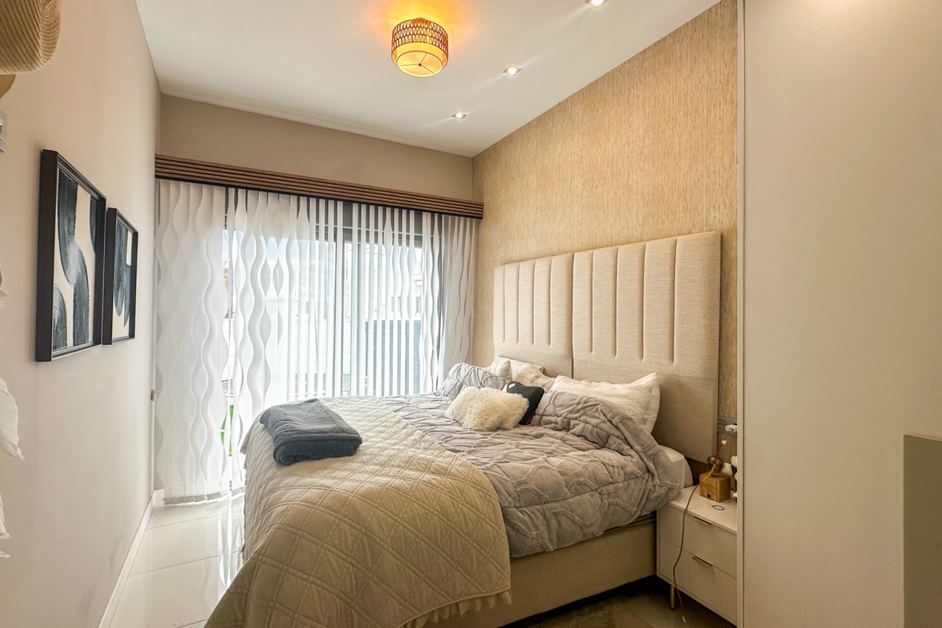 Resale - Villa -
Orihuela Costa - Costa Blanca