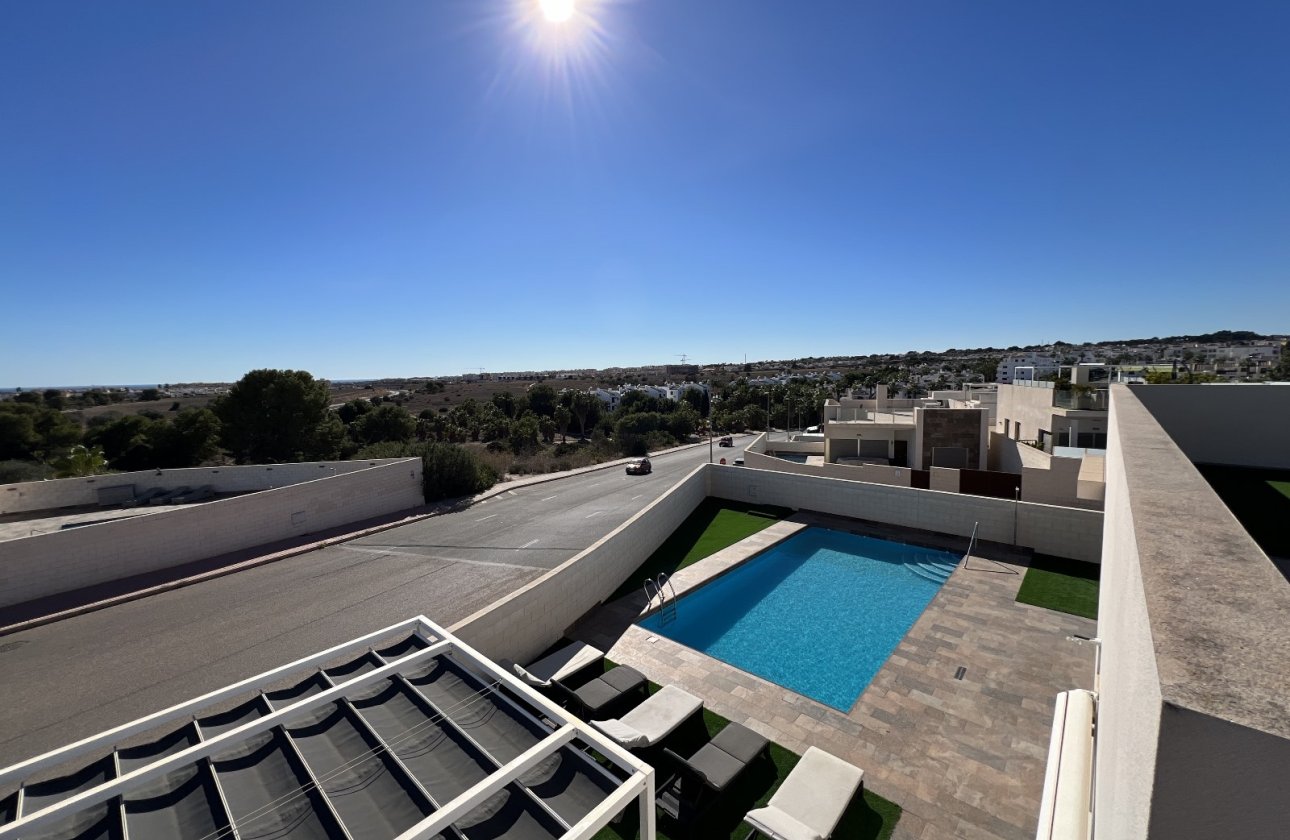 Resale - Villa -
Orihuela Costa - Costa Blanca