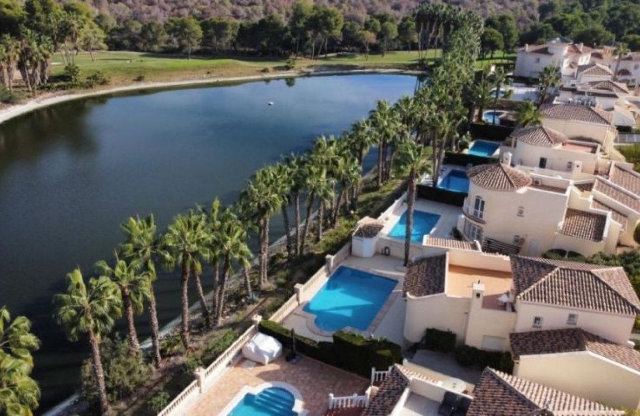 Resale - Villa -
Orihuela Costa - Costa Blanca