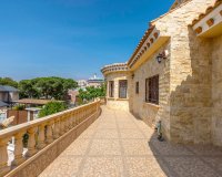 Resale - Villa -
Orihuela Costa - Costa Blanca