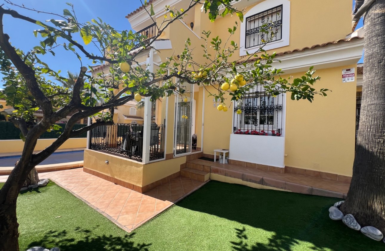 Resale - Villa -
Orihuela Costa - Costa Blanca