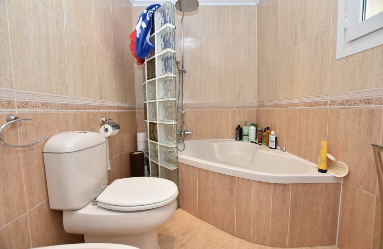 Resale - Villa -
Orihuela Costa - Costa Blanca