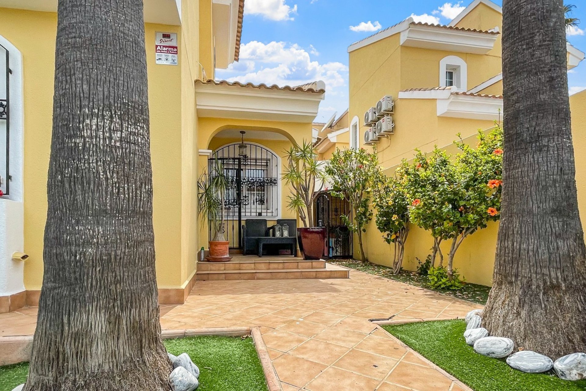 Resale - Villa -
Orihuela Costa - Costa Blanca