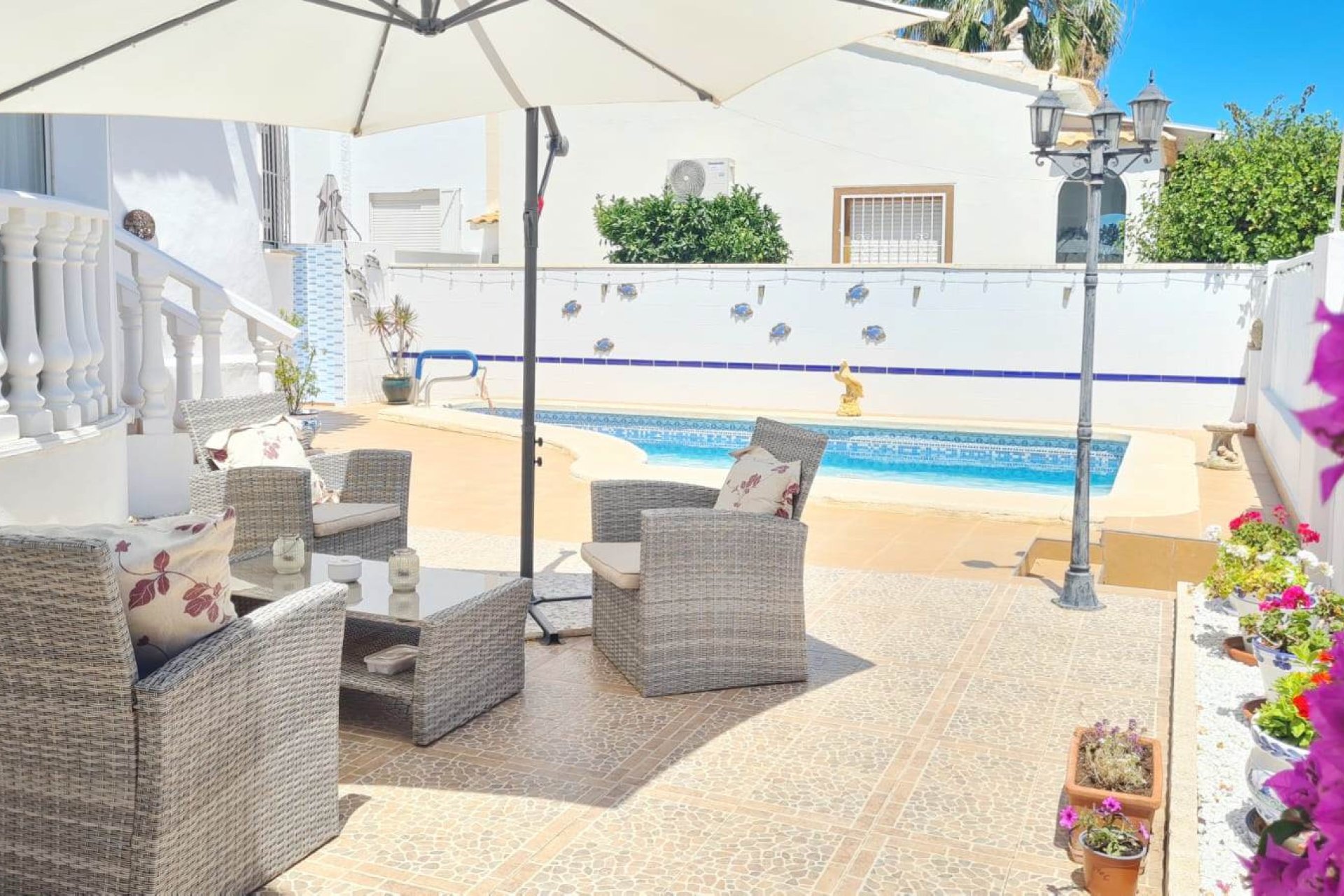 Resale - Villa -
Orihuela Costa - Costa Blanca