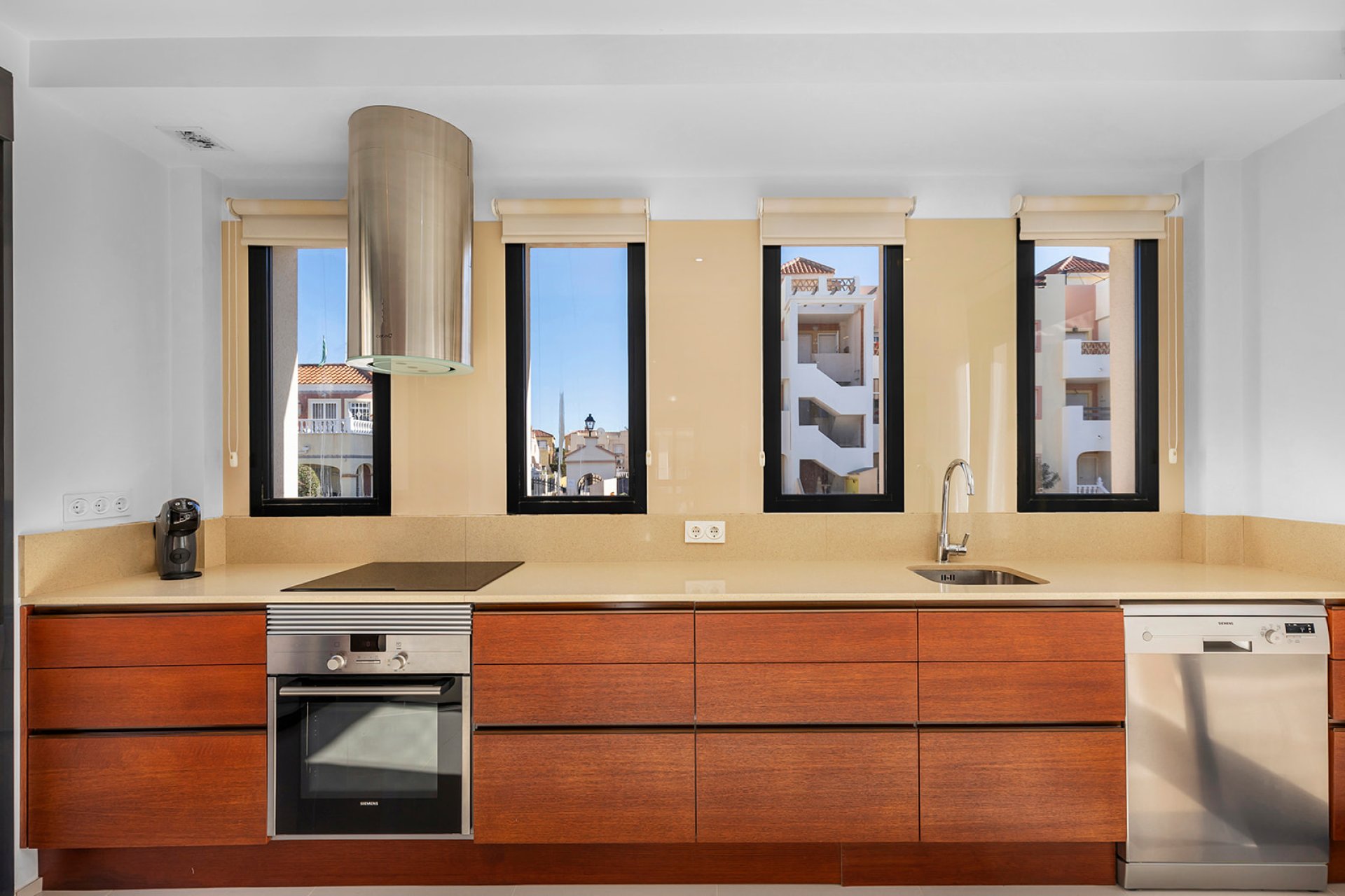 Resale - Villa -
Orihuela Costa - Costa Blanca