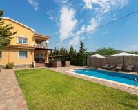 Resale - Villa -
Orihuela Costa - Costa Blanca