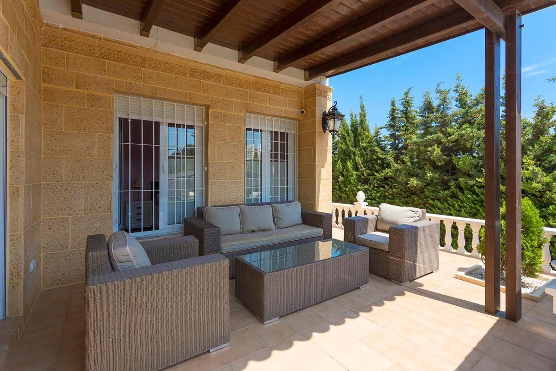Resale - Villa -
Orihuela Costa - Costa Blanca