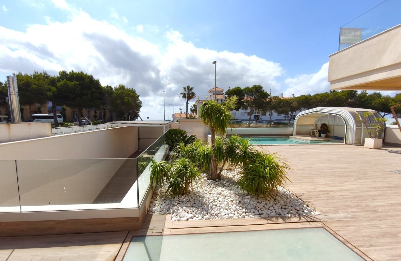 Resale - Villa -
Orihuela Costa - Costa Blanca