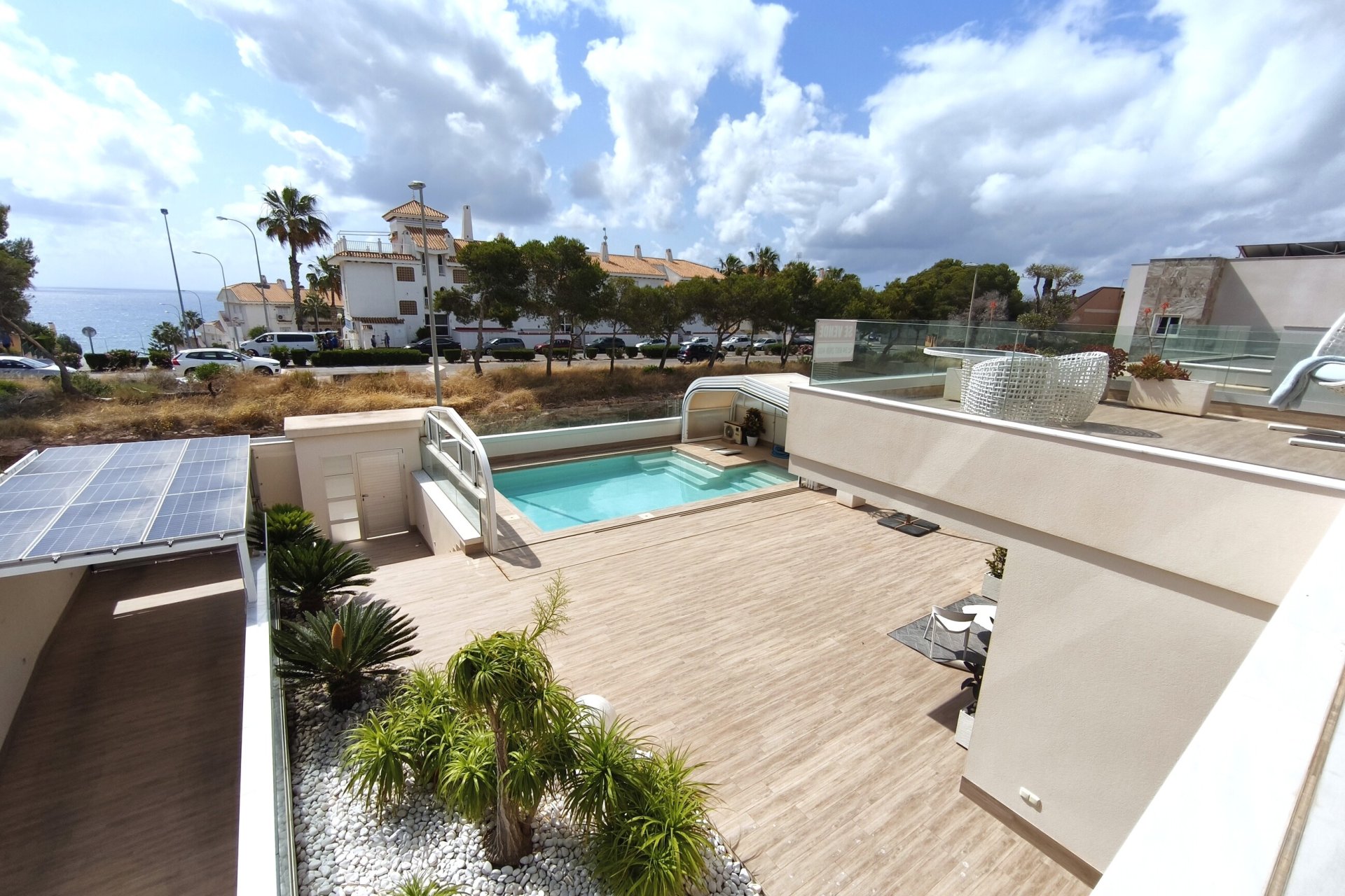 Resale - Villa -
Orihuela Costa - Costa Blanca