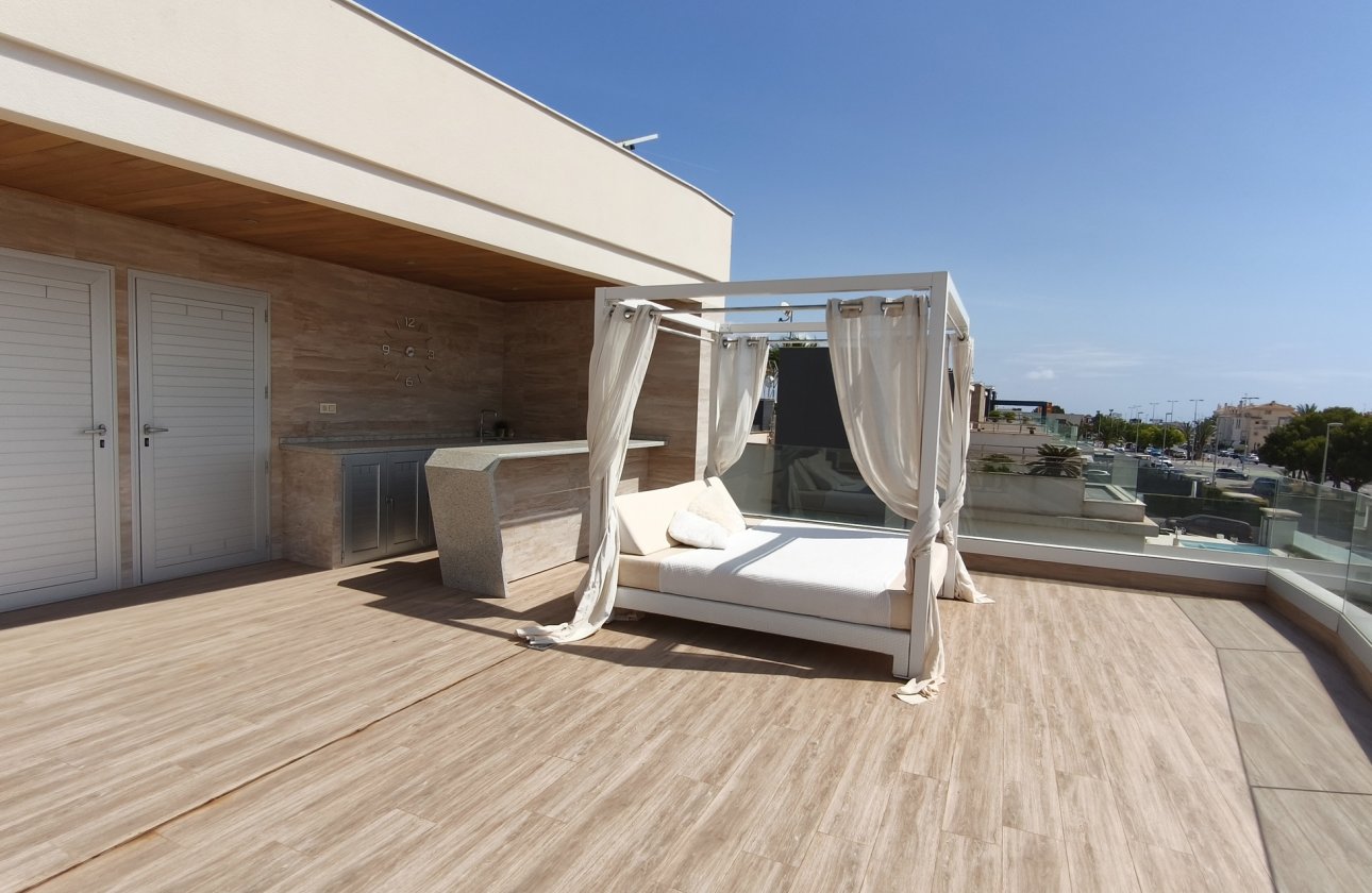 Resale - Villa -
Orihuela Costa - Costa Blanca