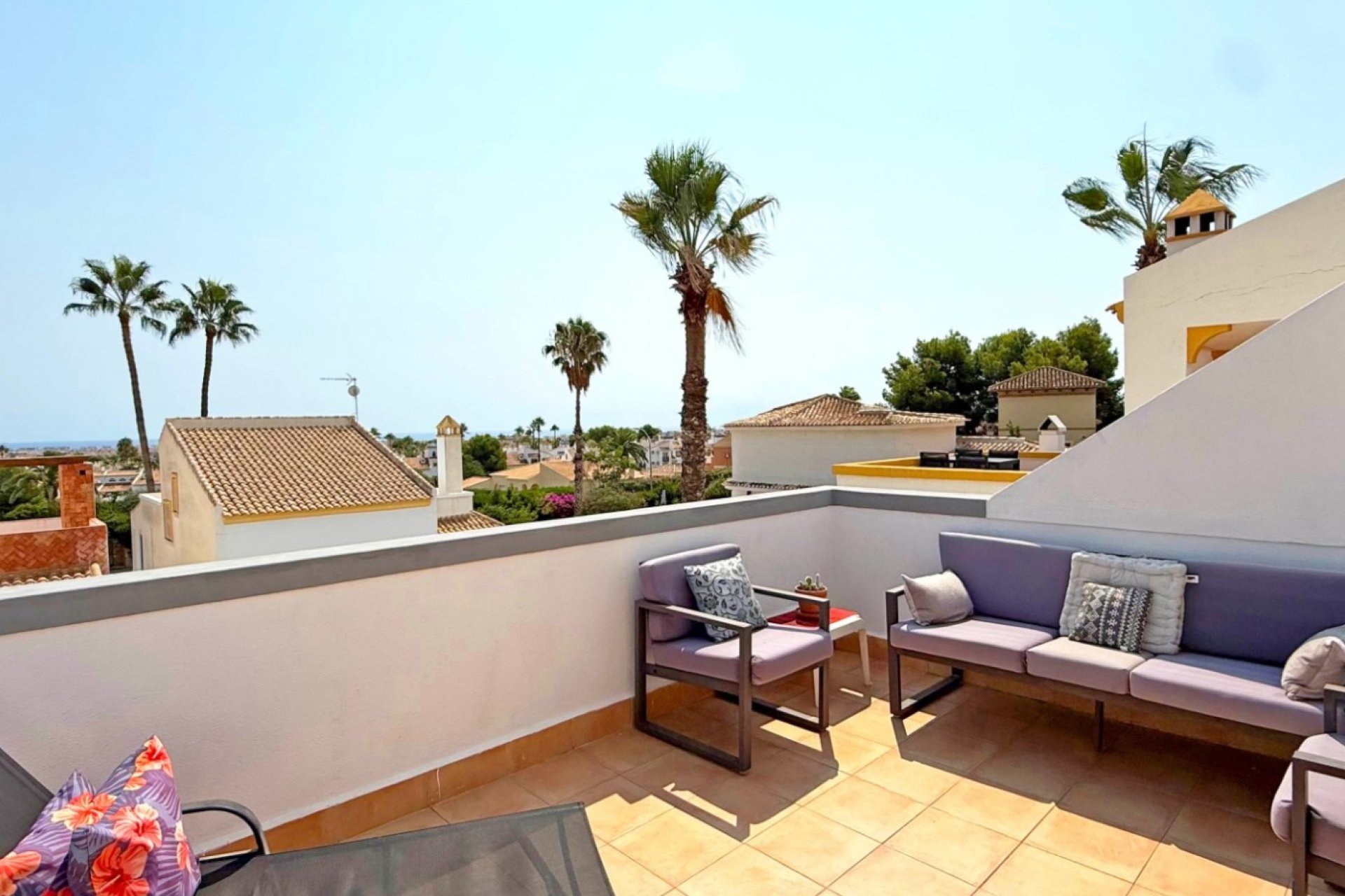 Resale - Villa -
Orihuela Costa - Costa Blanca