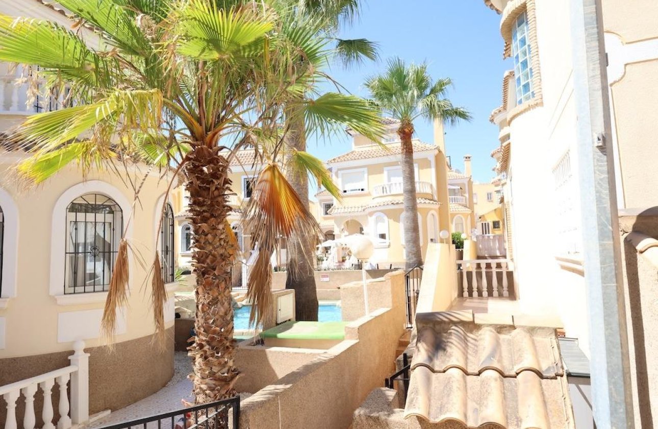Resale - Villa -
Orihuela Costa - Costa Blanca