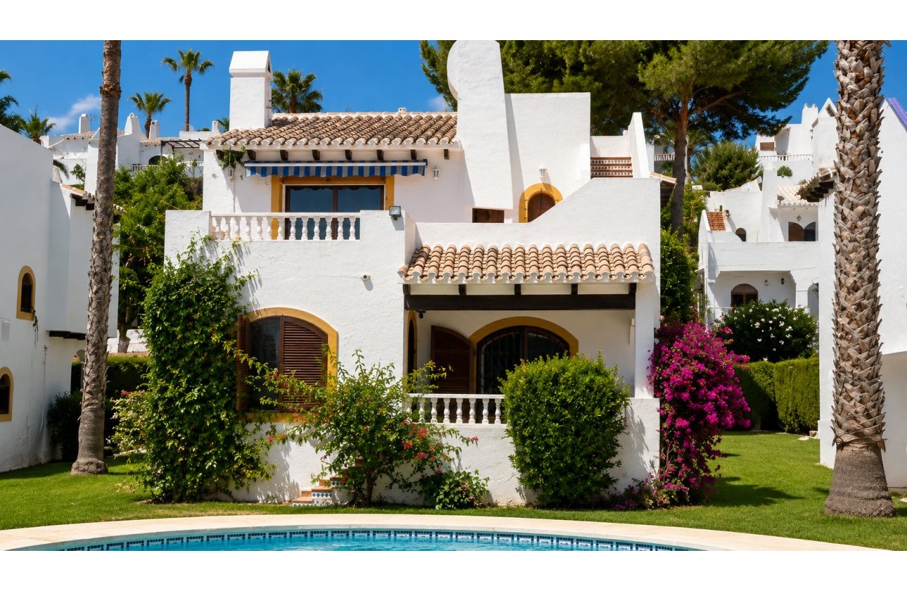 Resale - Villa -
Orihuela Costa - Costa Blanca