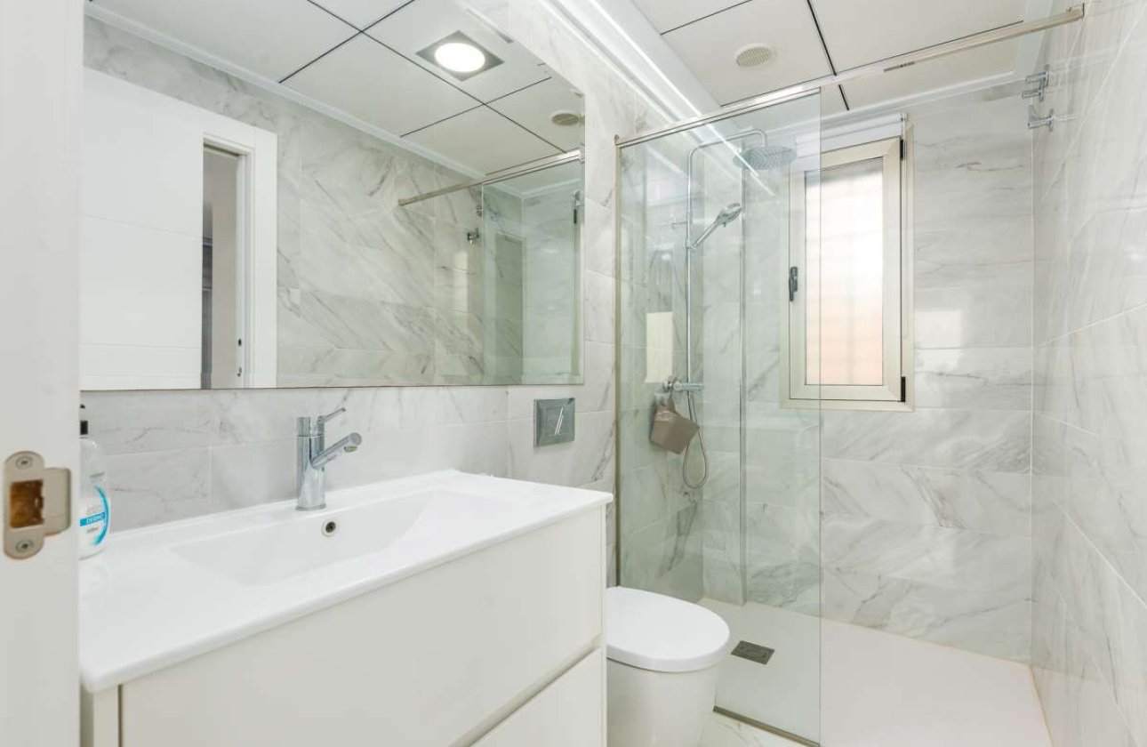 Resale - Villa -
Orihuela Costa - Costa Blanca