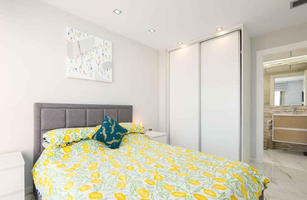 Resale - Villa -
Orihuela Costa - Costa Blanca