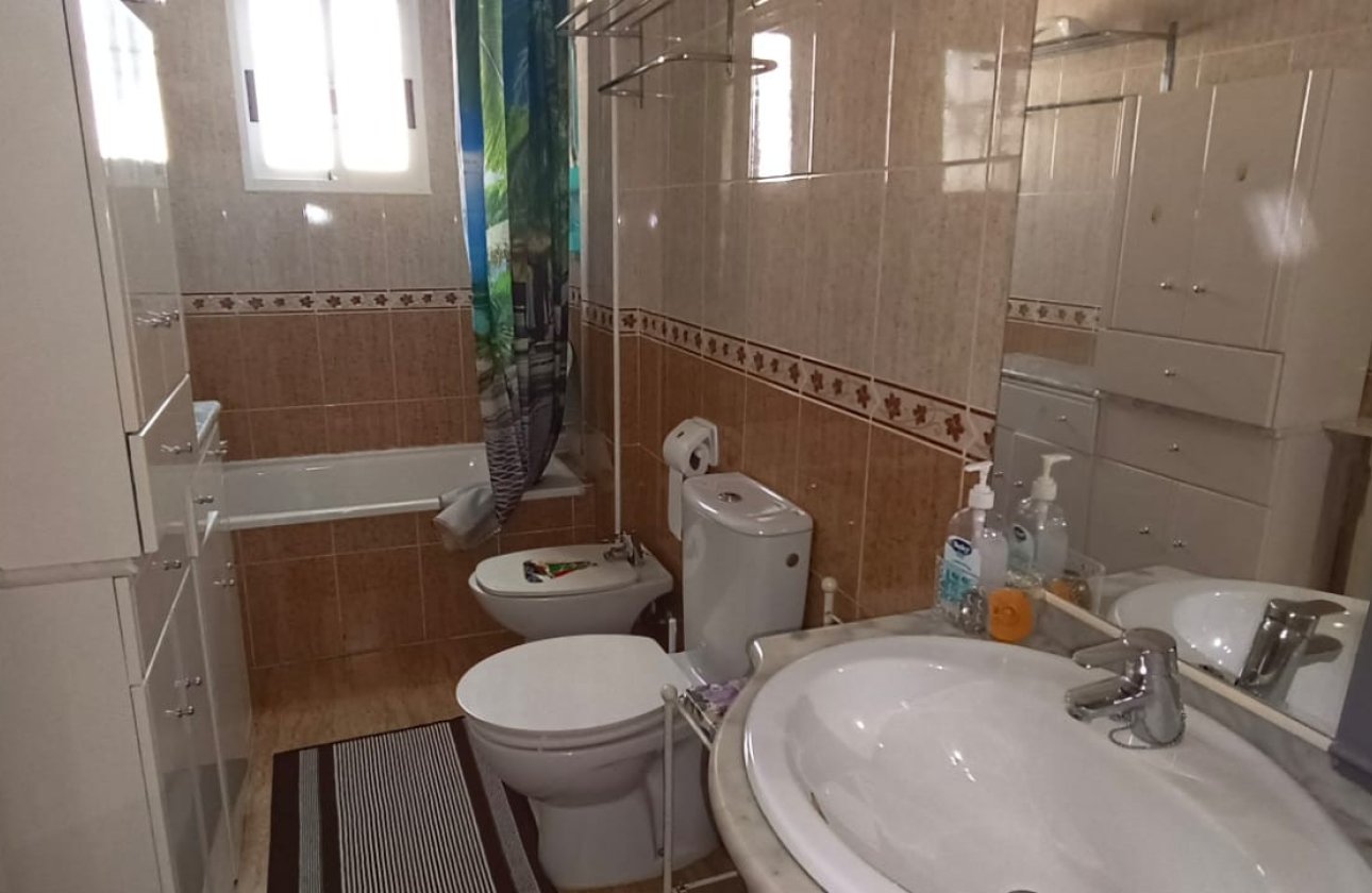 Resale - Villa -
Orihuela Costa - Costa Blanca