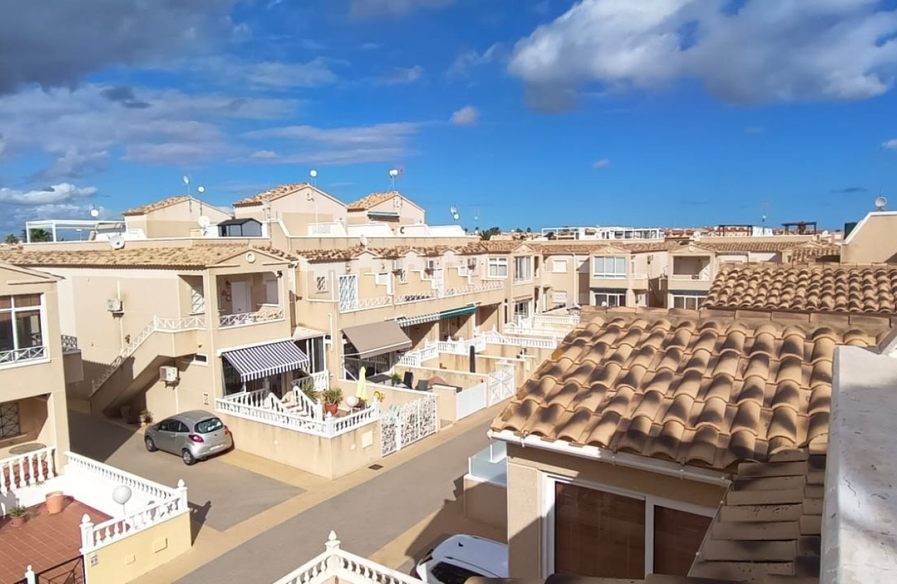 Resale - Villa -
Orihuela Costa - Costa Blanca