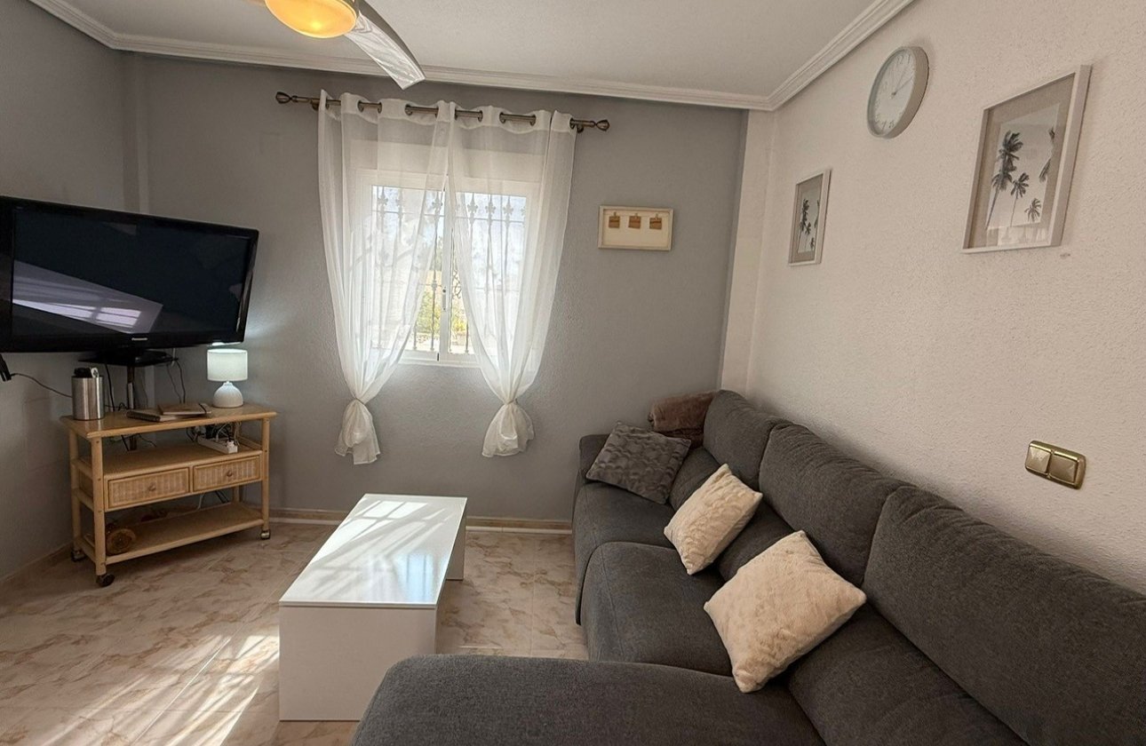 Resale - Villa -
Orihuela Costa - Costa Blanca